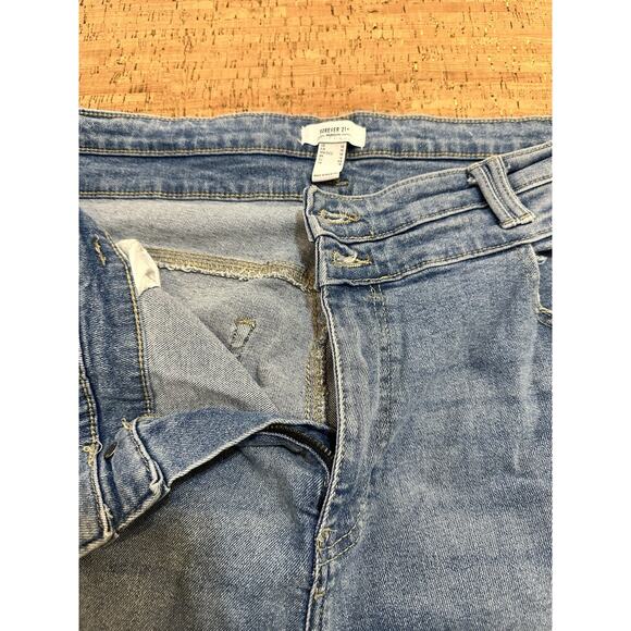 Forever 21 Size 14 Denim Flared Jeans Medium Wash Denim High Rise Premium - Picture 4 of 9